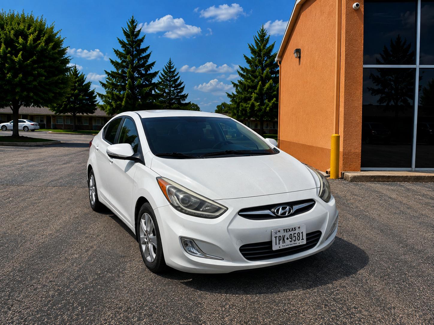 2014 Hyundai Accent, photo 1 of 1
